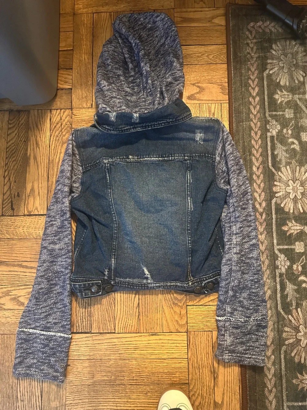 Free People Distressed Denim Hoodie Jacket Size Small - Picture 8 of 8